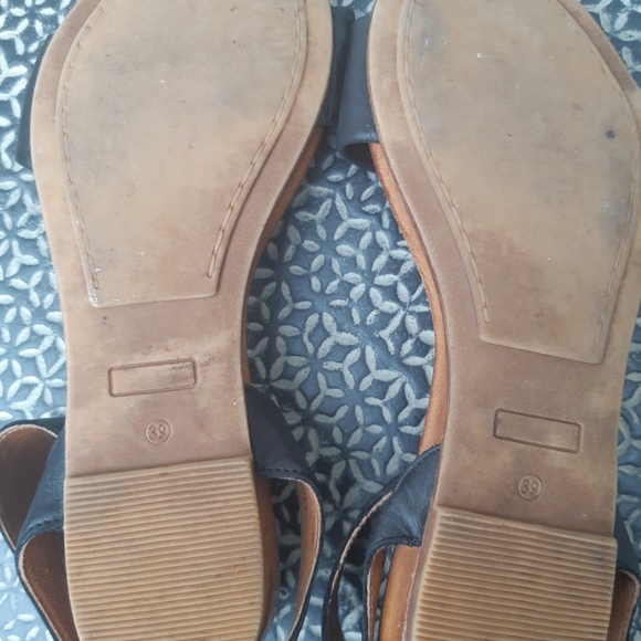 EOS Lauren Leather Sandal - Picture 4 of 4